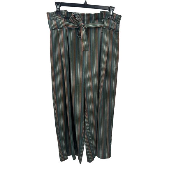 Petite Studio Pants - PETITE STUDIO New York Striped Paperbag Pants // M